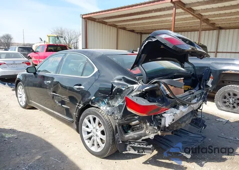 2012 Lexus Ls 460 z USA, uszkodzony, nr VIN JTHCL5EF0C5013884